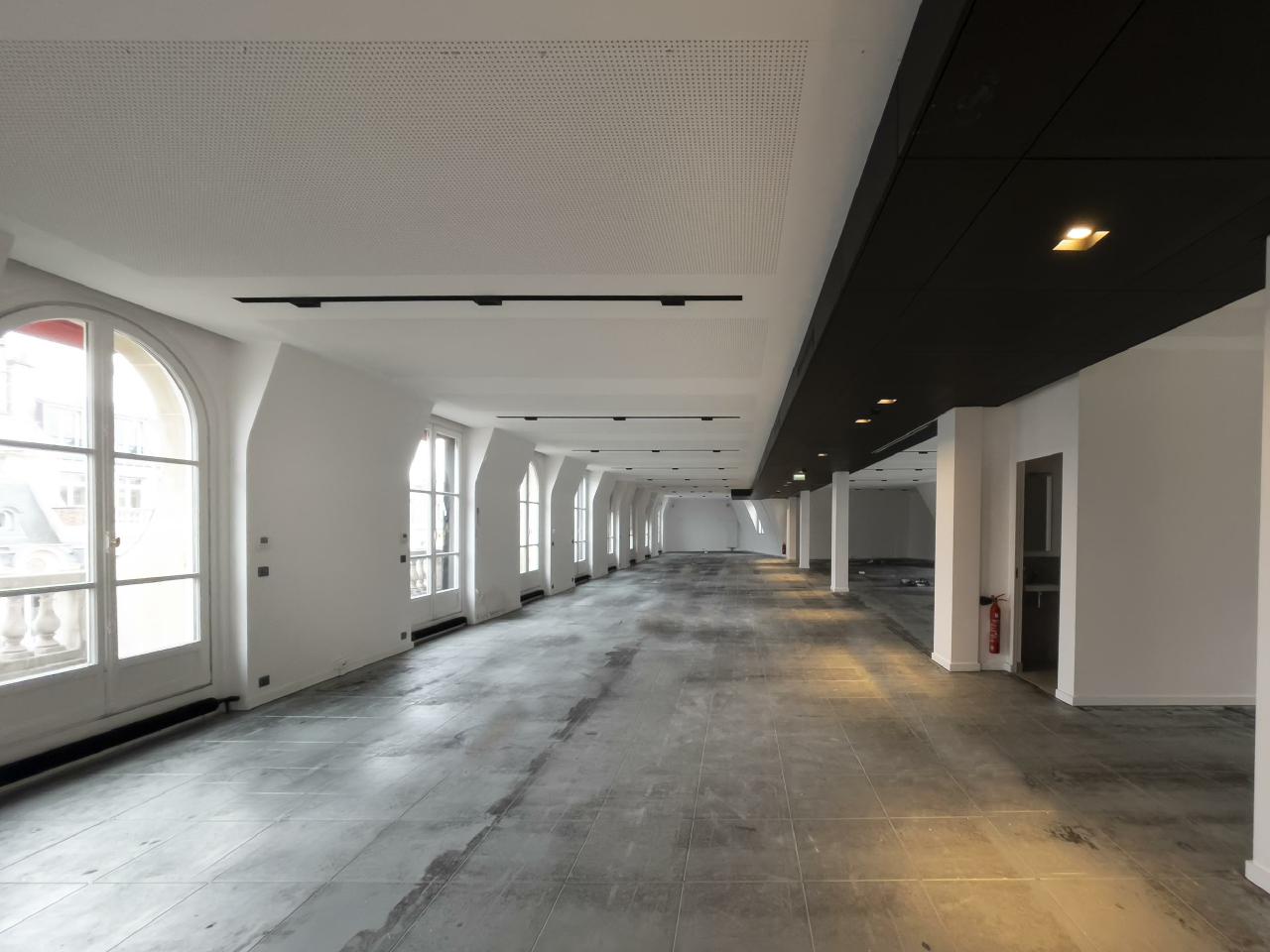 Bureau Paris 371m² Location bureau Paris OLBUR2420403 5